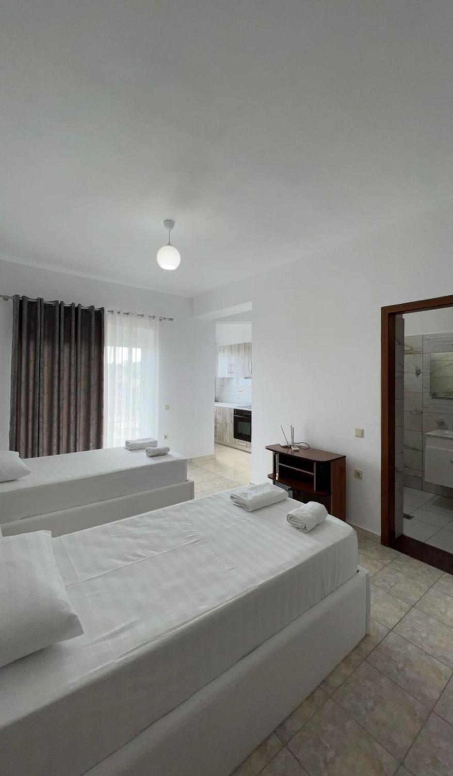 Villa Mirjan Sarandë Buitenkant foto
