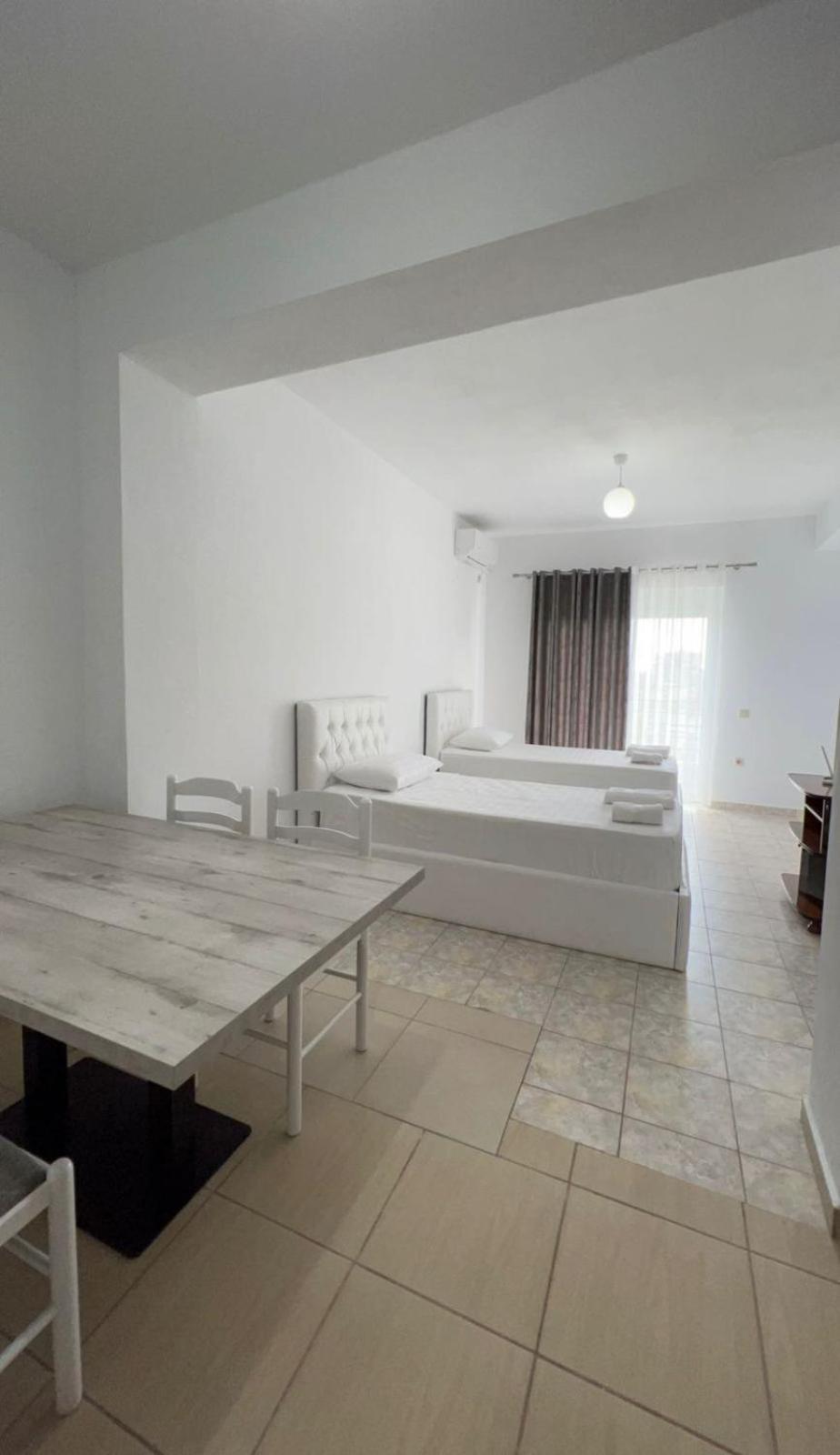 Villa Mirjan Sarandë Buitenkant foto
